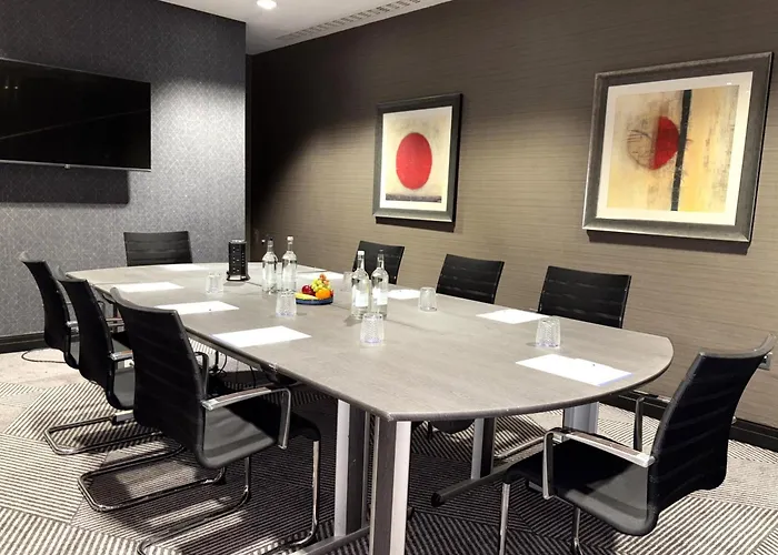 Doubletree By Hilton London - West End Otel