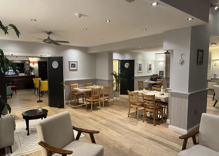 Eype'S Mouth Country Hotel Bridport