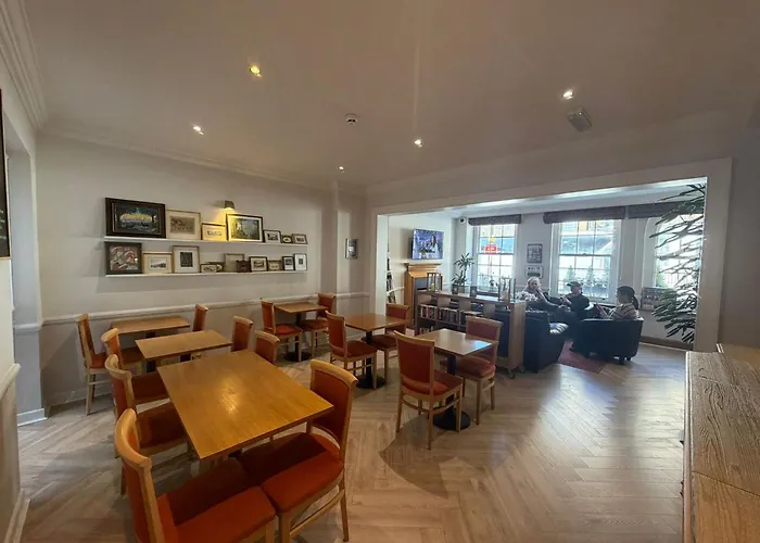 Americana Hotel London
