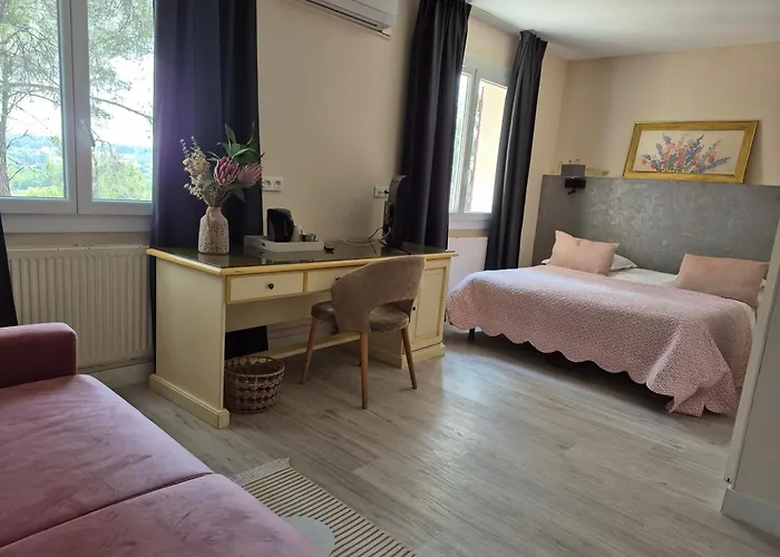 Hotel Le Mas Des Ecureuils Aix-en-Provence