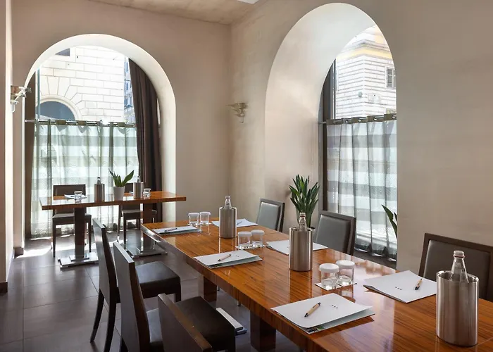 UNA Hotels Decò Roma