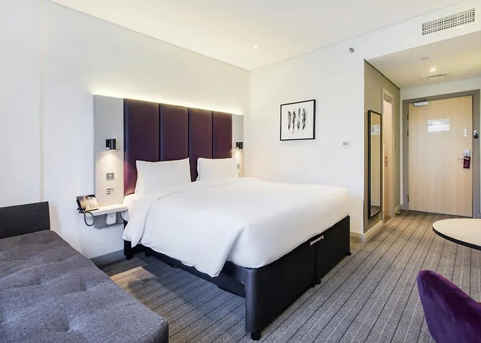Premier Inn Dubai International Airport - An Emirates Group Company