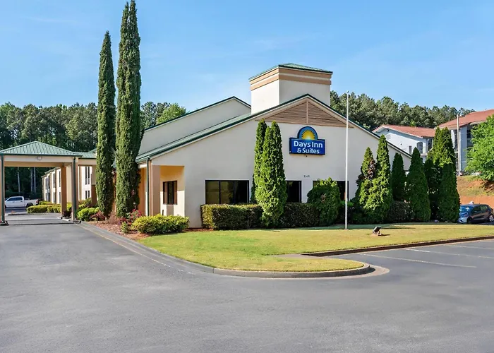 Days Inn & Suites By Wyndham Peachtree Corners Norcross