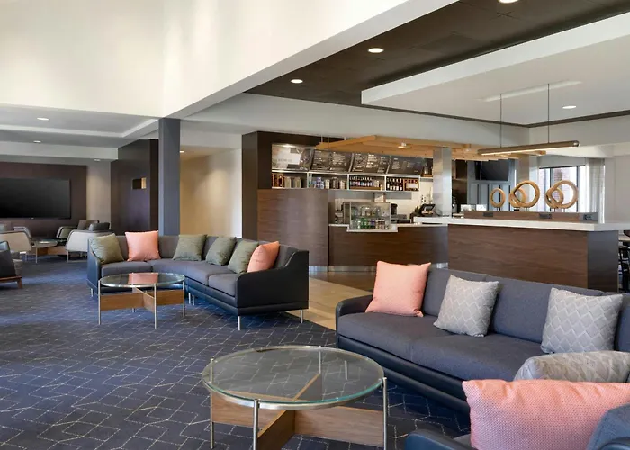 Courtyard By Marriott Boston Norwood/Canton