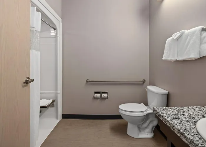 Prairie Crest Medicine Hat By Ihg