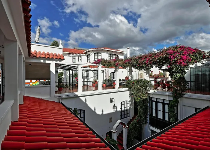 El Hotel De Su Merced Sucre