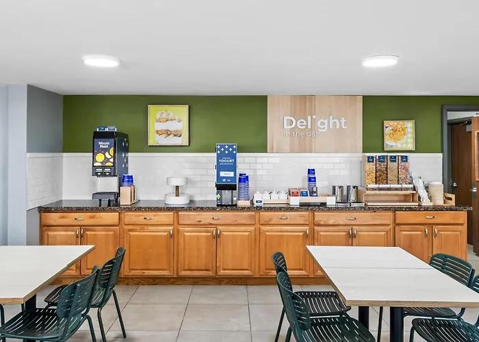 Spark By Hilton Portland Airport Maine Mall South Portland