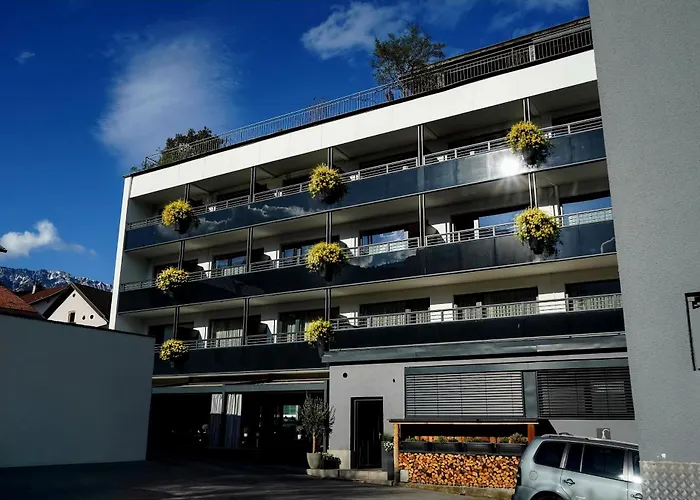 Stadthotel Eggerbraeu Imst