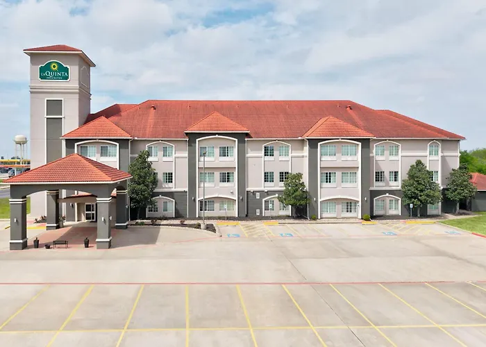 La Quinta By Wyndham Fairfield Tx Hotel