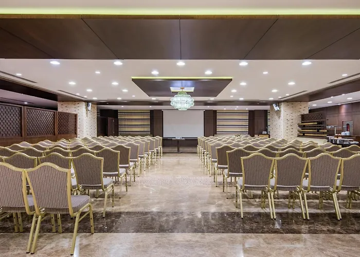 Crowne Plaza Madinah By Ihg Hotel Medina