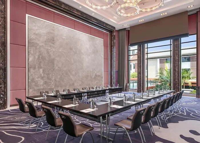 Hilton Bangkok Suvarnabhumi Golf Resort & Spa สมุทรปราการ