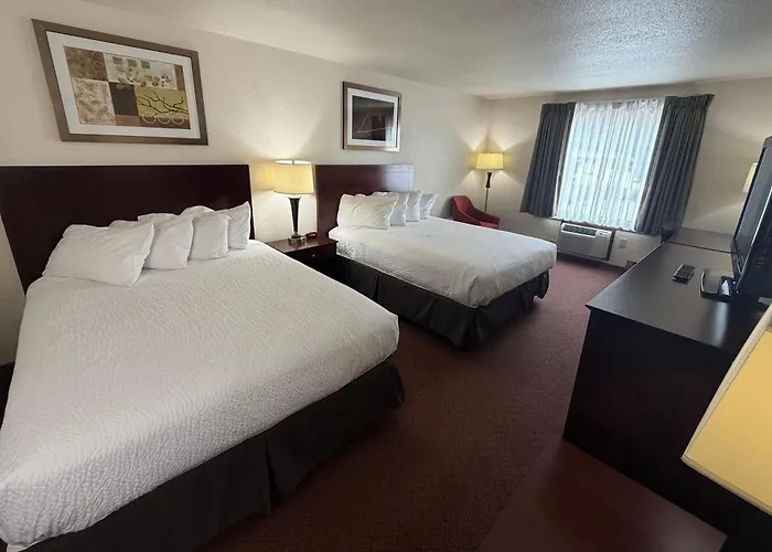 Travelodge By Wyndham Ishpeming/Marquette