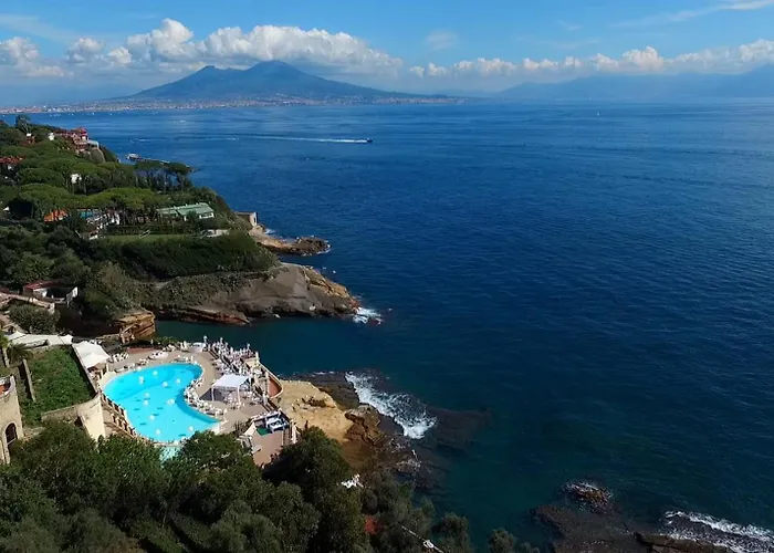 Baia Delle Rocce Verdi Resort Napels