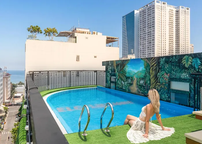 Elc Luxury Hotel Danang - An Thuong Walking Street