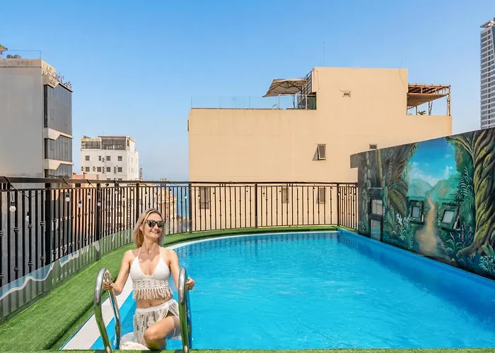 Elc Luxury Hotel Danang - An Thuong Walking Street
