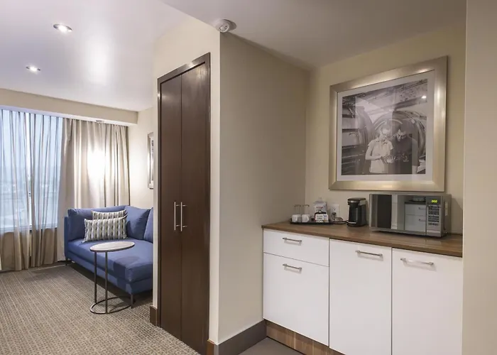 Hampton Inn By Hilton León