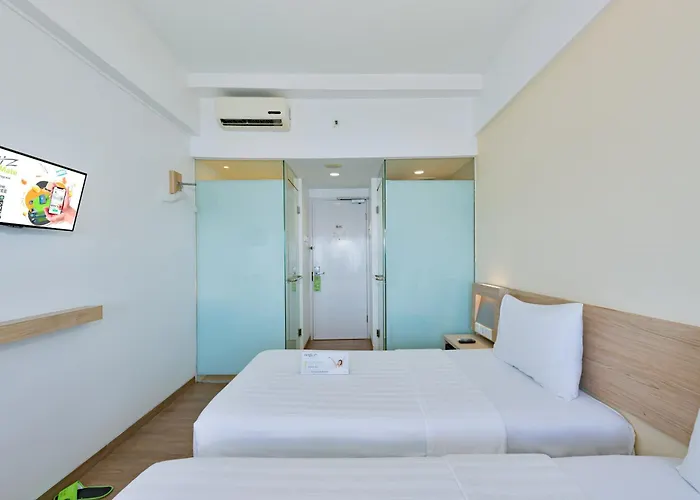 Whiz Prime Hotel Megamas Manado