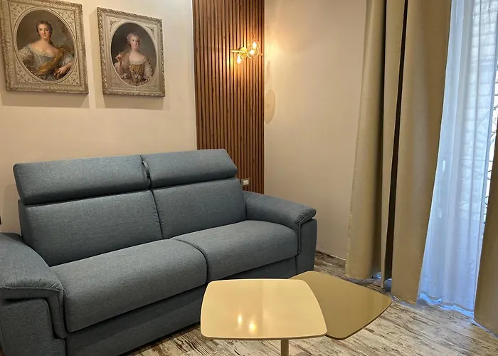 Colonna 18 Apartment By Ghor Rome