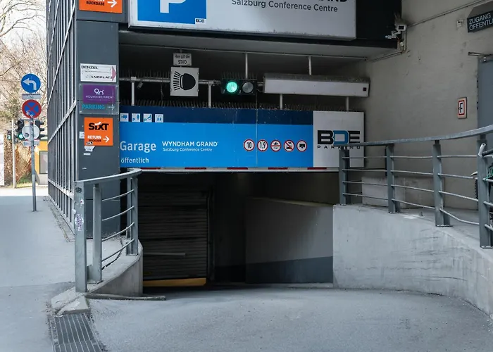 Hotel A&O Salzburg Hauptbahnhof