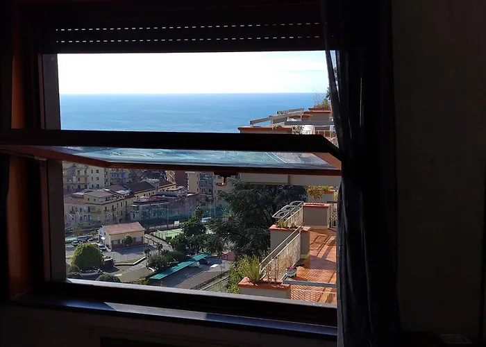 Le Finestre Sul Mare Bed & Breakfast Salerno