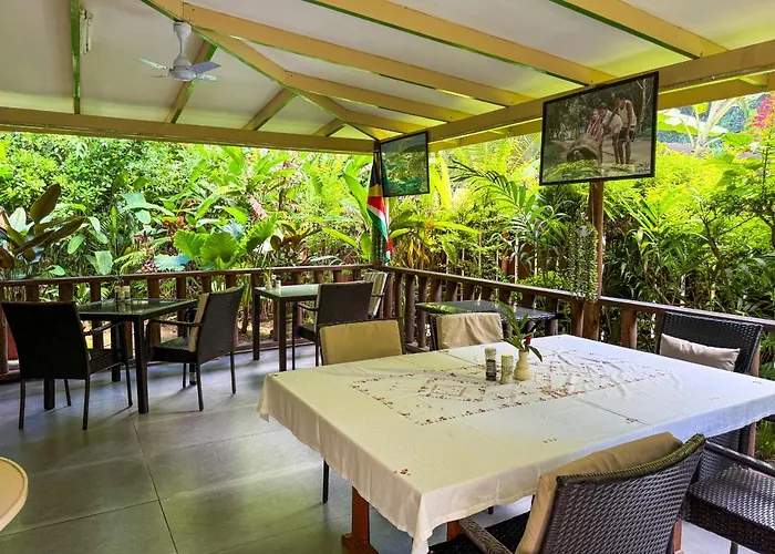 Buisson Guesthouse La Digue 