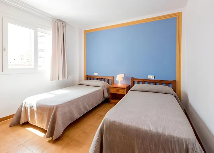 Apartamentos Es Cane Es Canar 