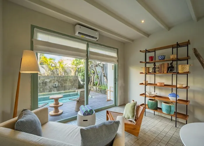 Studio O - Two-Floor Studio, Walk To The Beach Seminyak 