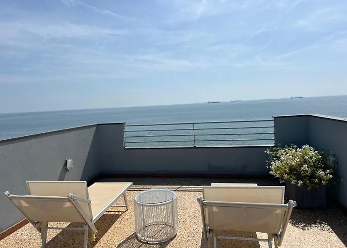 Sea Tower Torre Telemetrica Lido Di Venezia Hotel