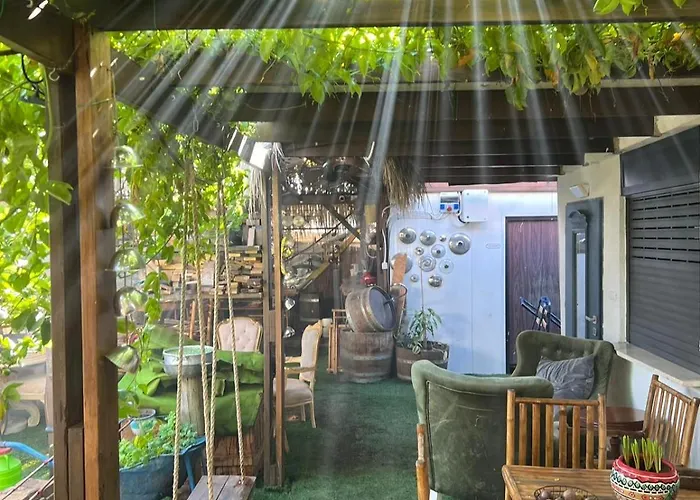 Ahuzat Shaul Seaside Bed & Breakfast Hadera