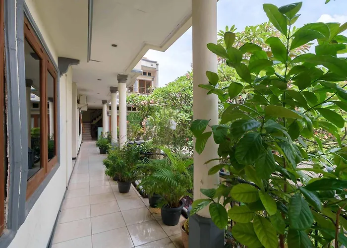 Kemang Place Near Lippo Mall Kemang Mitra Reddoorz Jakarta