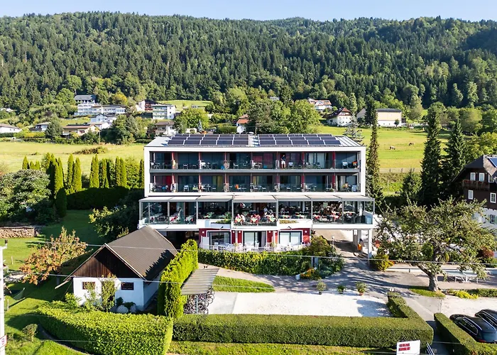 Seehotel Hoffmann Steindorf am Ossiacher See