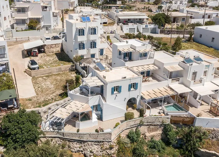Vira Vivere Houses Plaka 