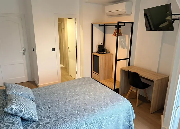 Hostal Juan Carlos Carboneras