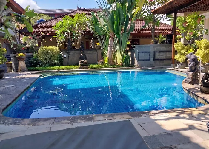Flamboyan Hotel Kuta Lombok