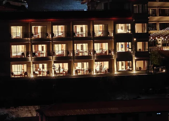 Hotel Vishnu Palace Mussoorie