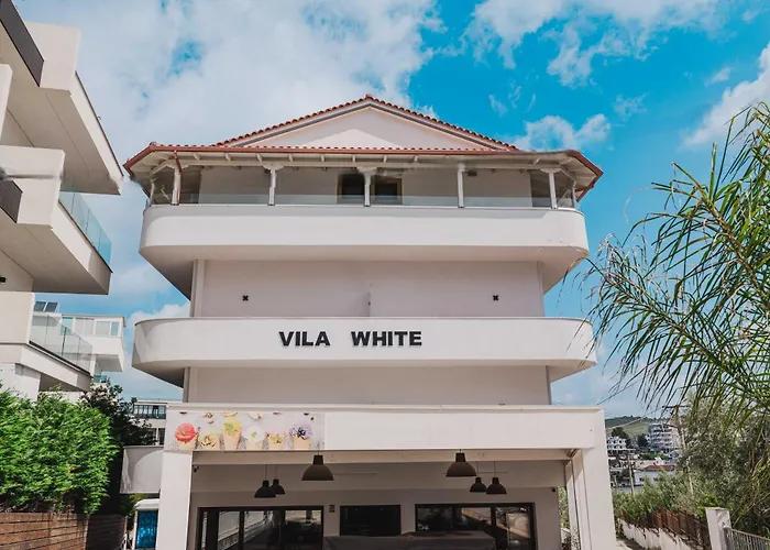 Villa White Ksamil