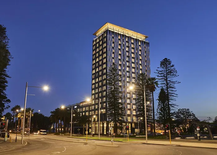 Doubletree By Hilton Perth Waterfront Hotel