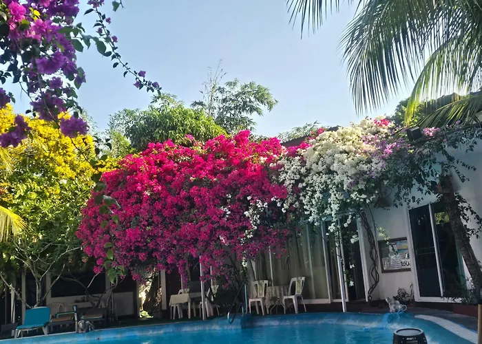 Oasis Phuket Airport Villa Nai Yang