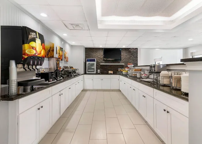 Heritage House Inn On Cape Cod, An Ascend Collection Hotel Hyannis