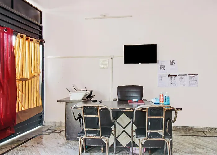 Hotel O Jr Hotel Lucknow