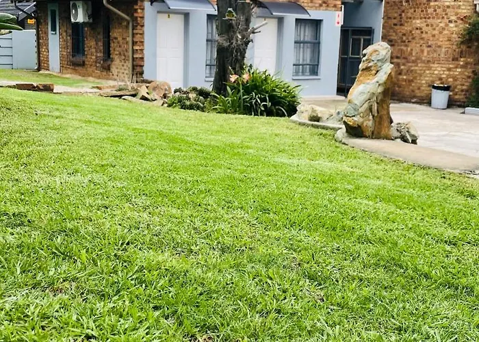 Host Hub Guest House Kempton Park