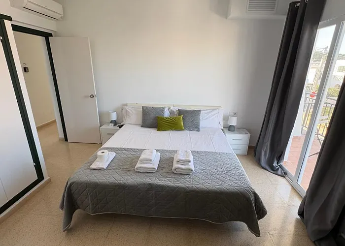 Hostal Noray Punta Prima 