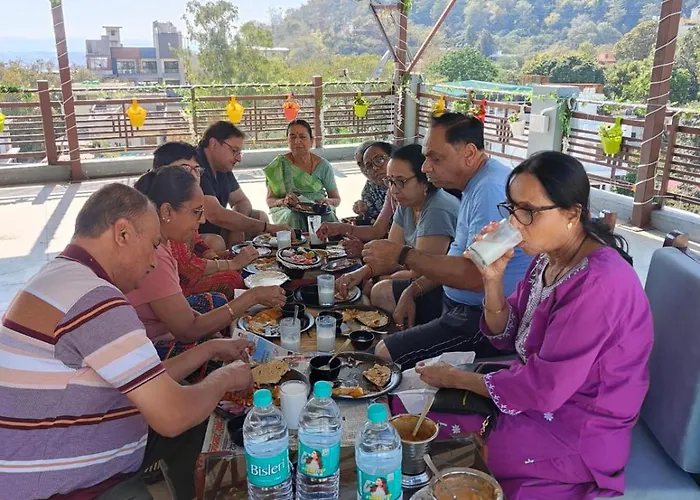 Hotel Kaanha Residency Inn By Shree Krishna Hospitality Rishikesh