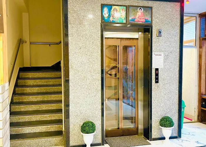 Hotel Kaanha Residency Inn By Shree Krishna Hospitality Rishikesh