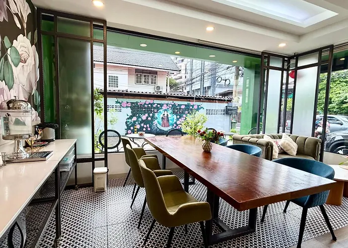 Viva La Vida Hotel Bangkok