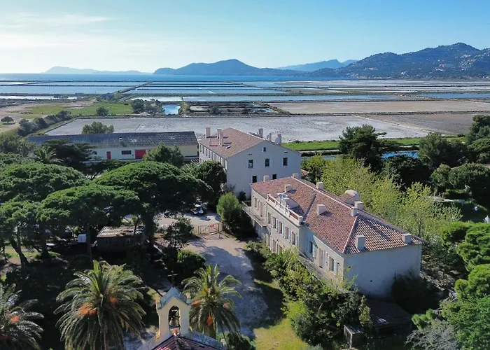 Le Hameau Des Pesquiers Ecolodge&Spa, Curio Collection By Hilton Hyères
