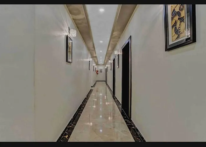 Super Hotel O Raas Near Near Paschim Vihar Delhi 