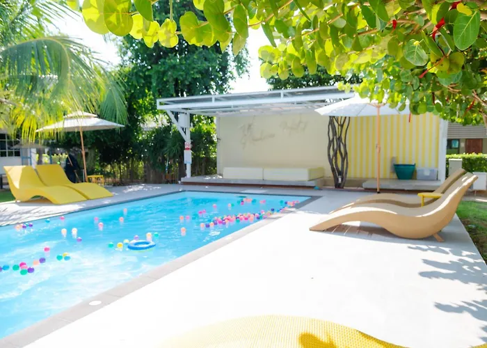 The Modeva Hotel Kanchanaburi City