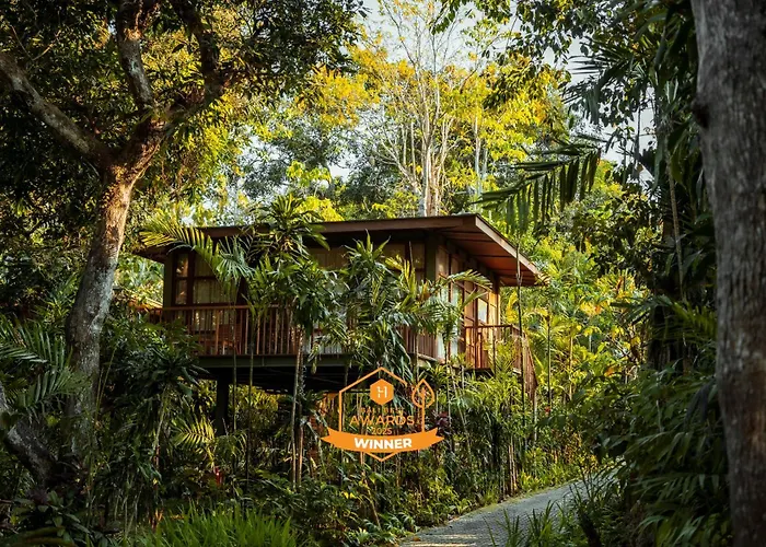 Hotel Grün Uluwatu