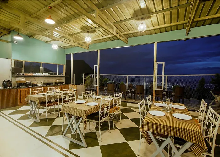 Hotel Spring Wood Mussoorie